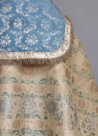 Koorkap 4 (detail), te zien op Fashion for God