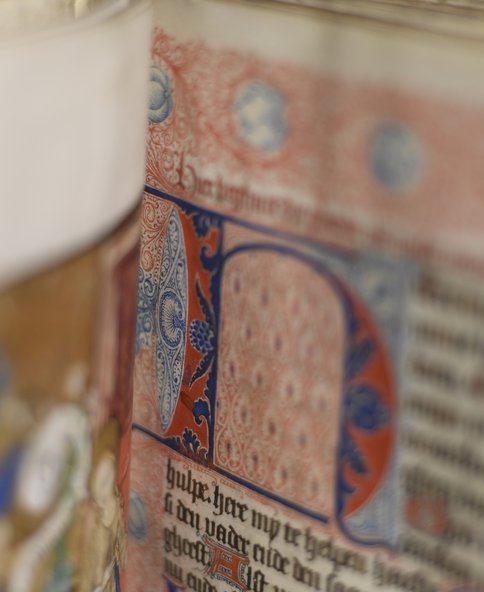 Sfeerfoto van een boek uit de collectie van Museum Catharijneconvent
