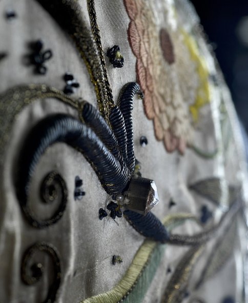 Detail van koorkap - Fashion for God