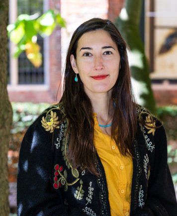 Portretfoto Laura Mavrichi
