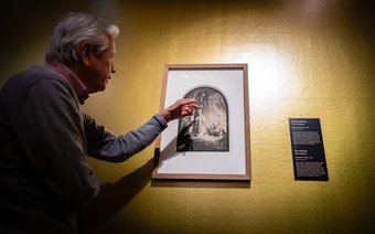 In gesprek met een museumdocent